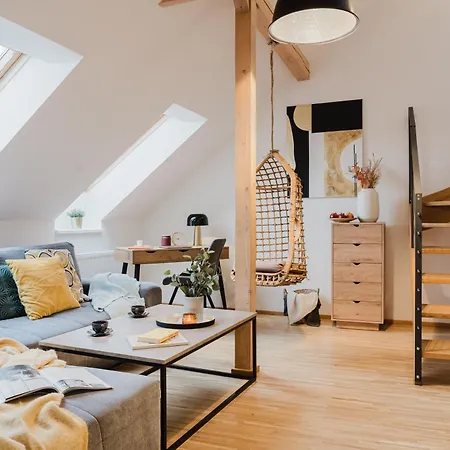 Days - Attic Loft - Work Space - Private Parking * Prag